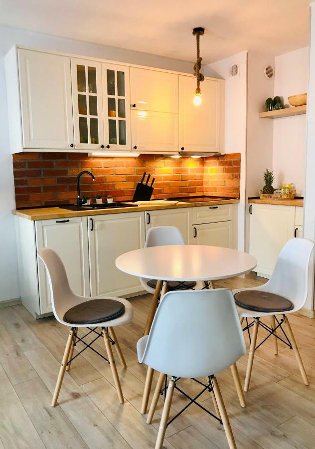קולובז'ג Pineapple Apartment מראה חיצוני תמונה